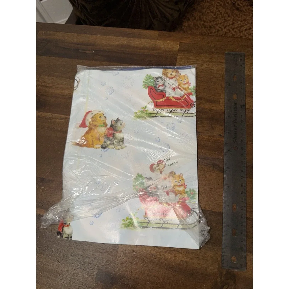Dog and Cat Group Holiday Christmas Gift Wrap Vintage Sheets (3)